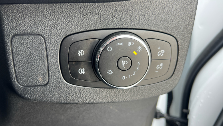 Ford Puma 1.0 EcoBoost Hybrid mHEV Titanium 5dr Petrol Hatchback